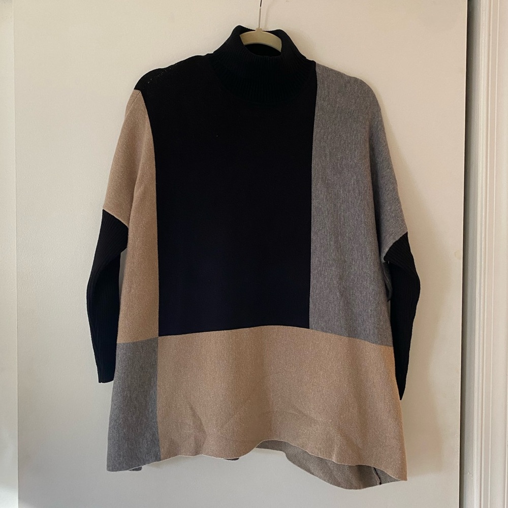 Joseph A Black, Gray, and Tan Colorblock Turtleneck Sweater
